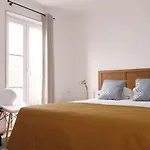 Poets Hostel *