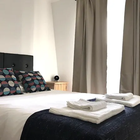 Hostel Poets Lisbon